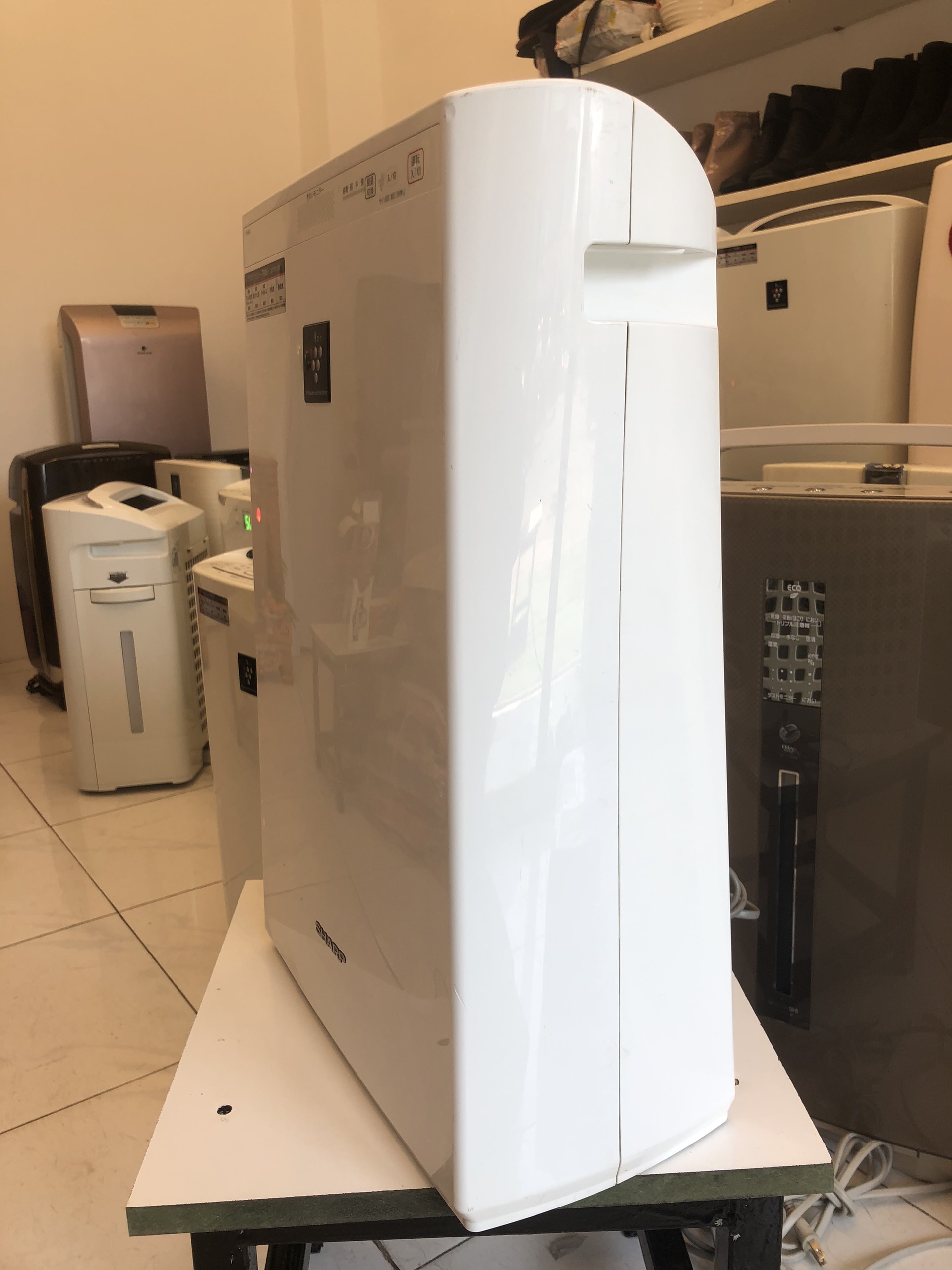 Máy lọc không khí Sharp FU-B30