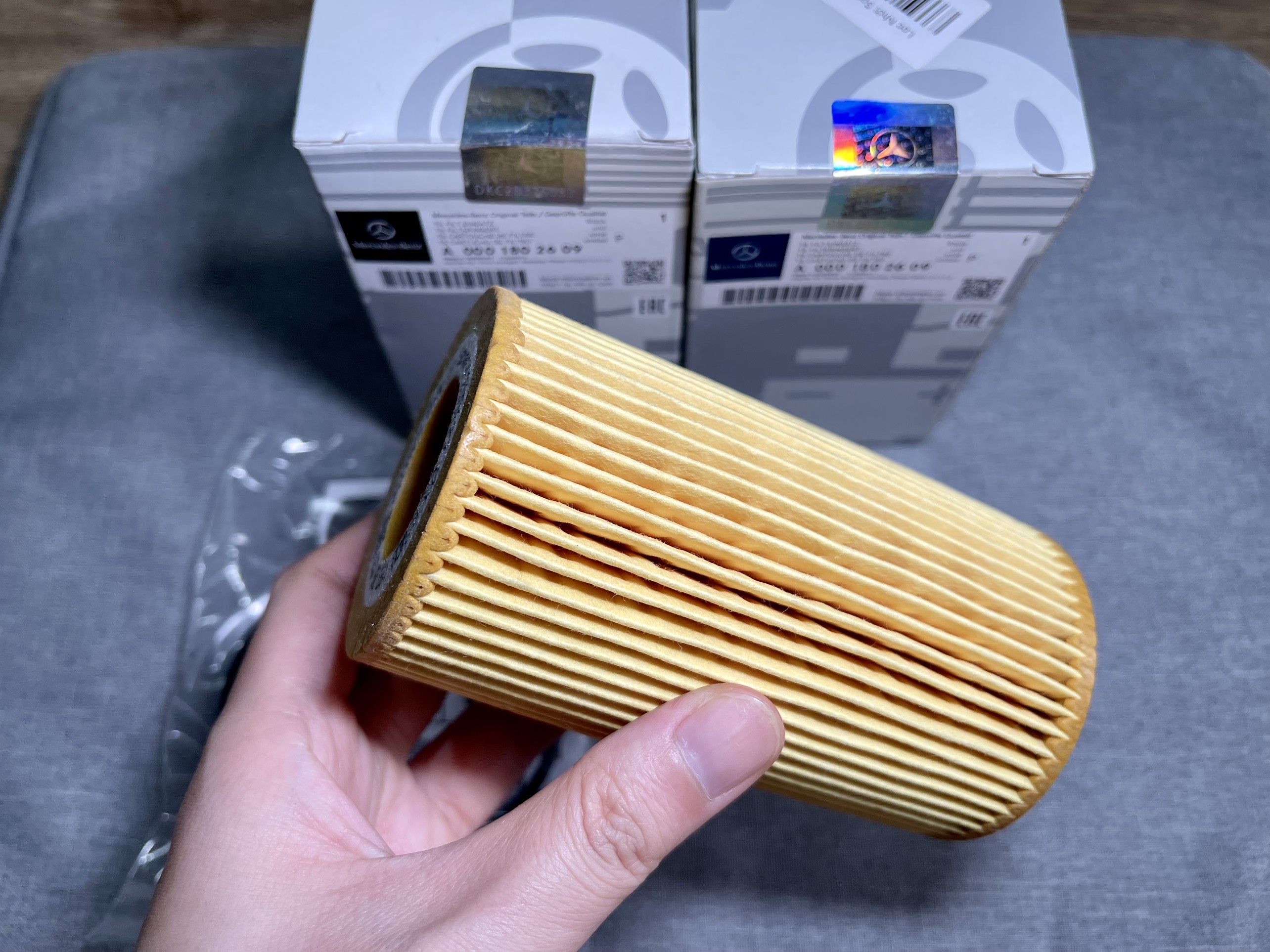 Genuine Asaki Mercedes Sprinter 16-Seat Engine Oil Filter