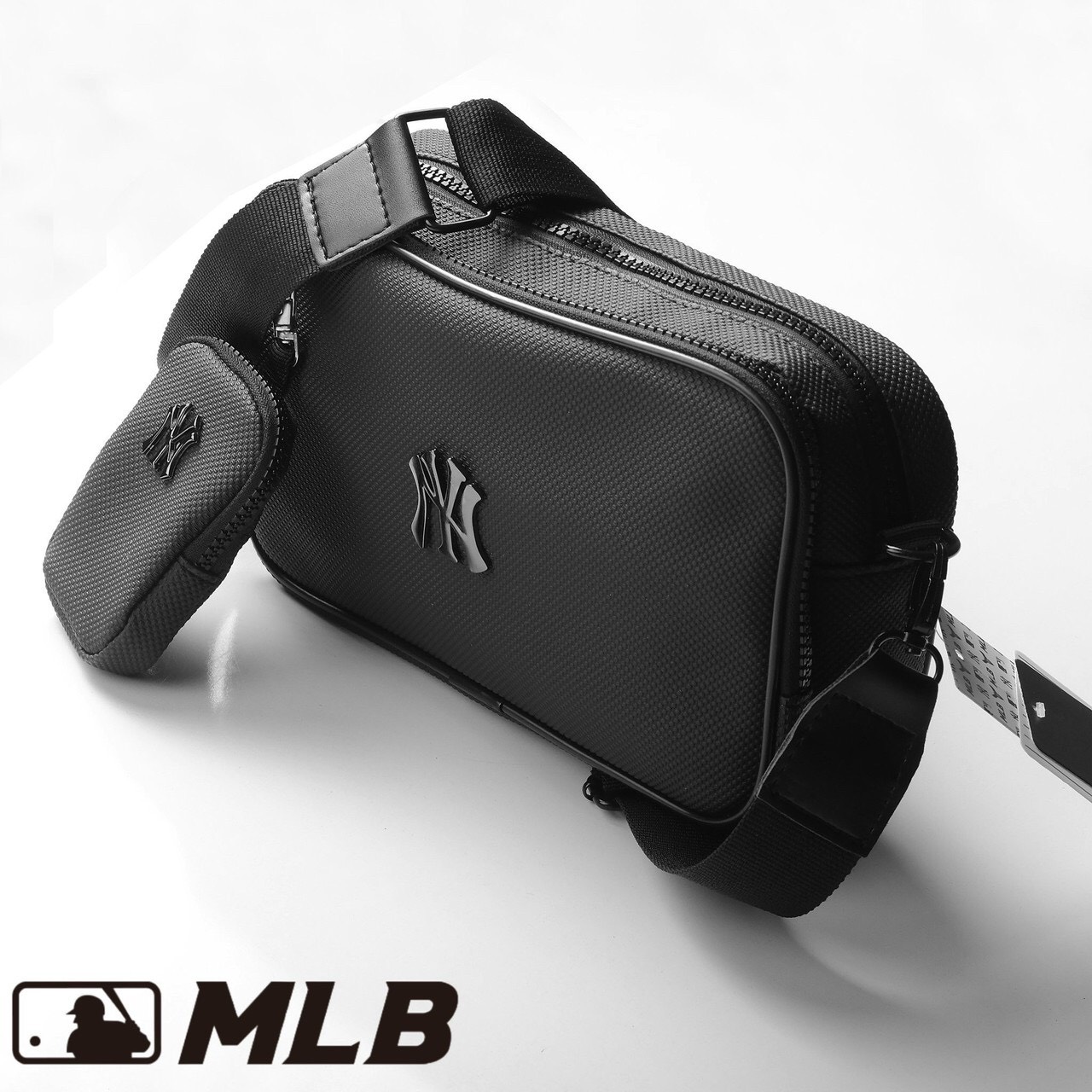 [HCM]Túi đeo chéo thời trang.MLB
