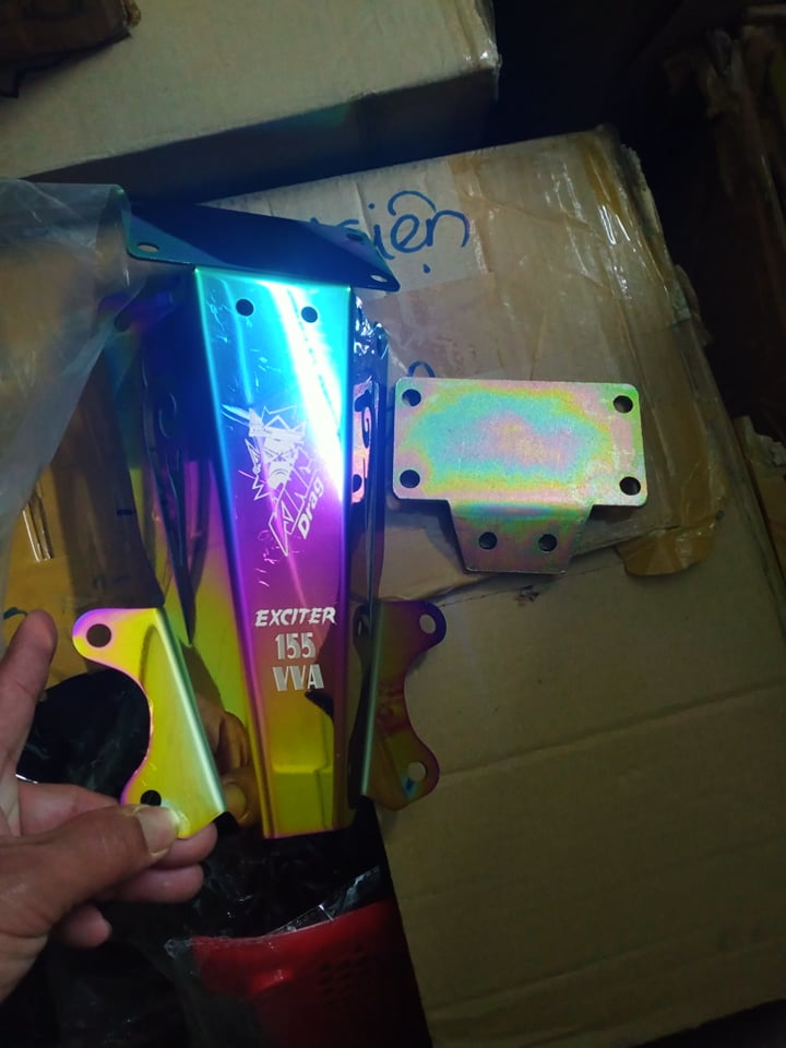Ôp dè titan king drag lắp xe máy exciter 155.