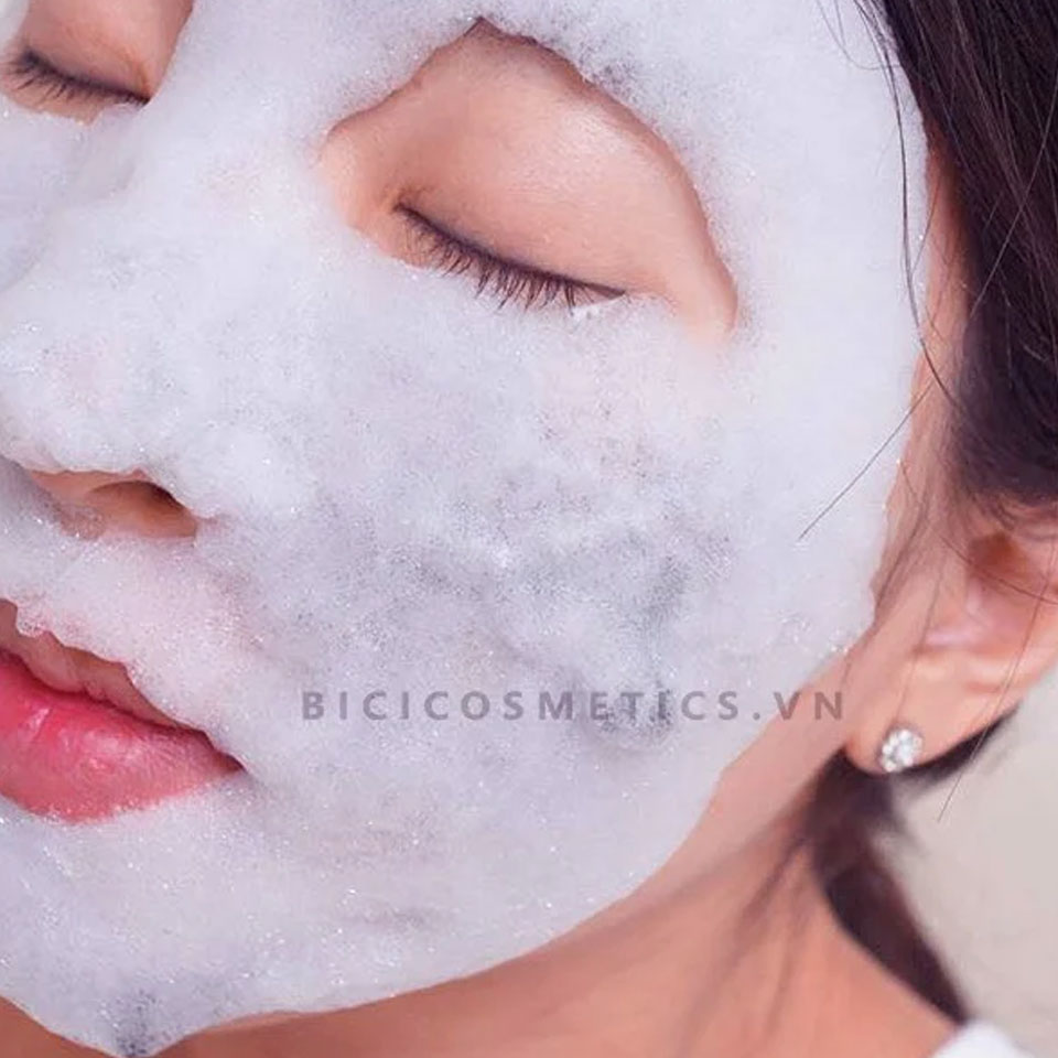 Mặt Nạ Sủi Bọt Thải Độc Da Su:m 37