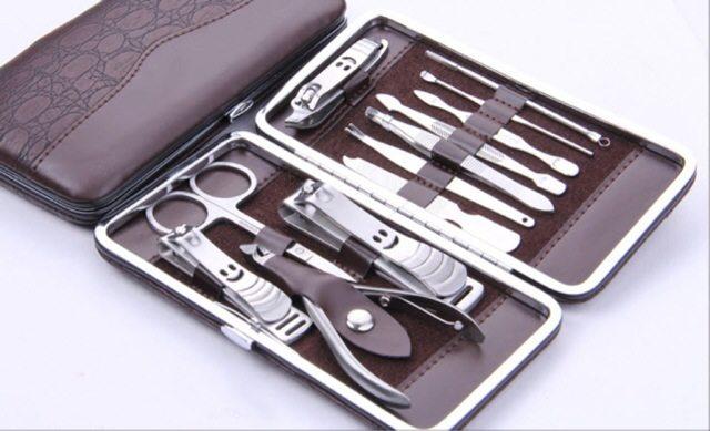 (Xả kho 3 ngày) Bộ kiềm cắt móng 12 món (lớn)