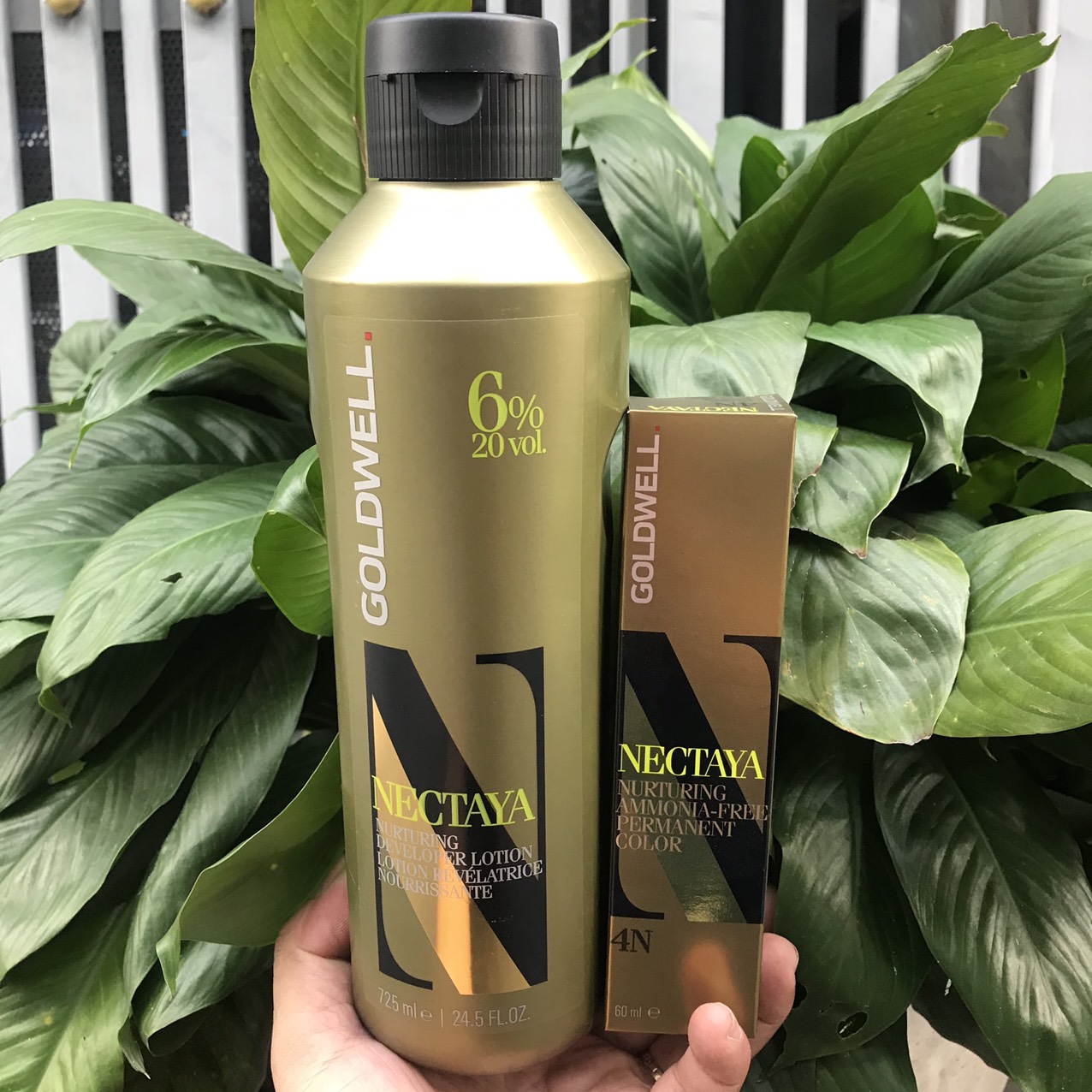 Dung môi trợ nhuộm dưỡng tóc Nectaya 725ml ( trợ nhuộm) NEW