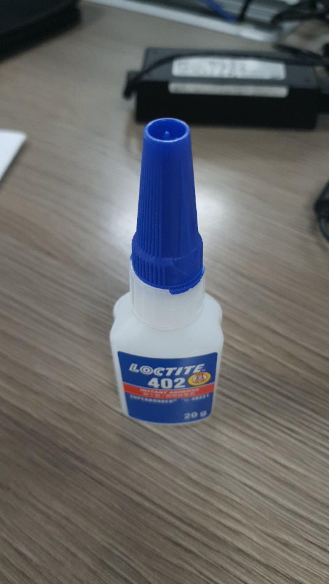 Keo Loctite 402, loại 20g