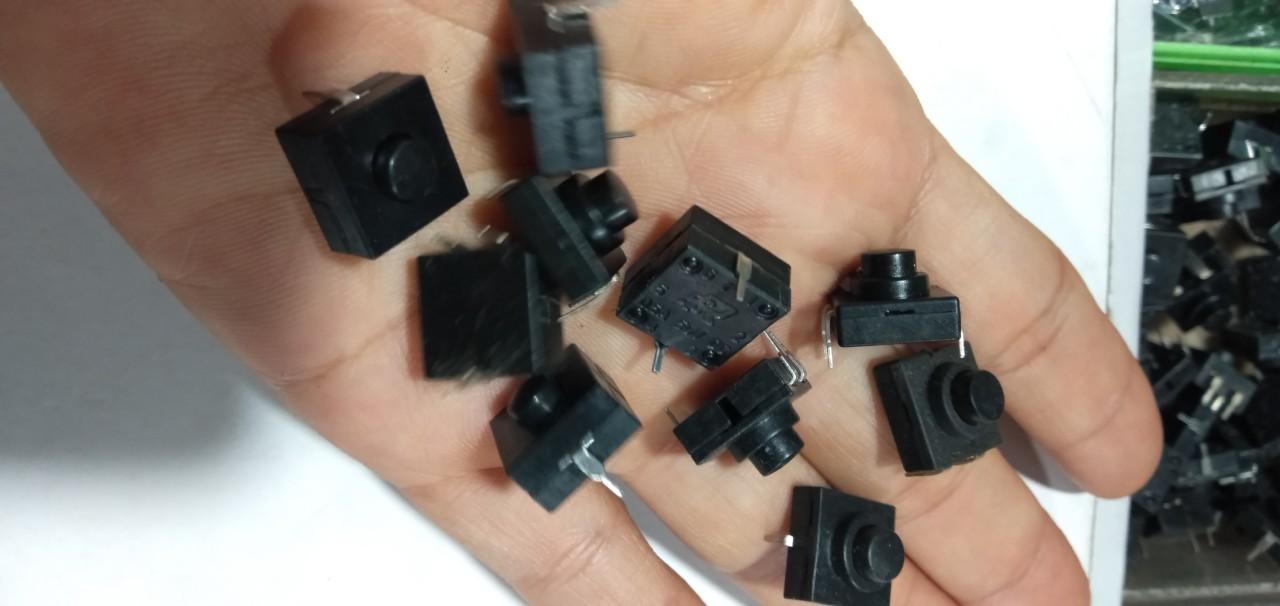 10 Công tắc đèn pin 3 chân 2 bên - Điện Tử Nhật Anh