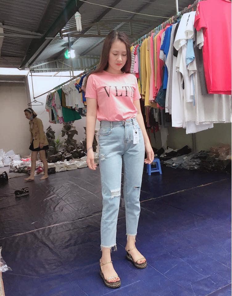 Sandal loubotin đế xuồng