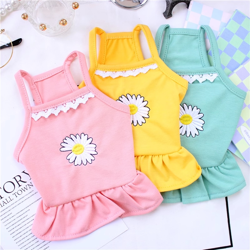 Váy đầm hoa cúc cho chó mèo