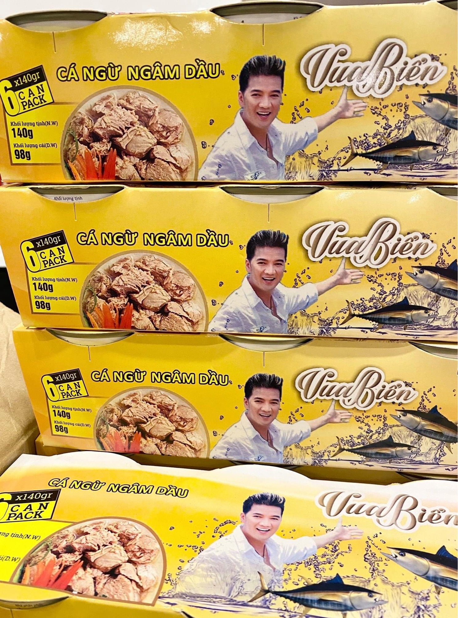 Cá ngừ ngâm dầu ( lốc 4 hộp, hộp 140g)