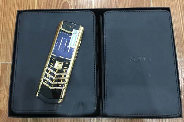 Điện thoại 2 sim vertu độc signture k8 đá cực đẹp