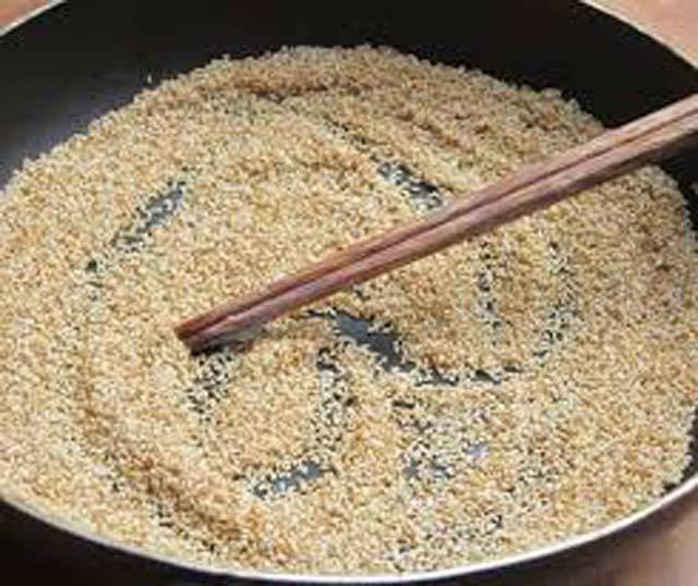 [HCM] 200gr Muối mè đậu phộng  nhà làm