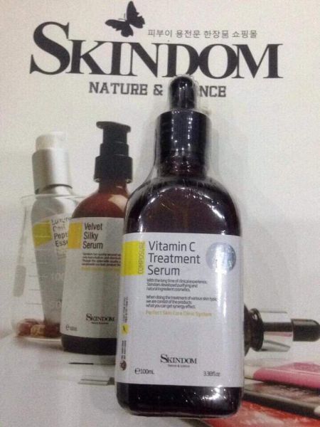 Tinh chất Vitamin C skindom chống oxy hóa