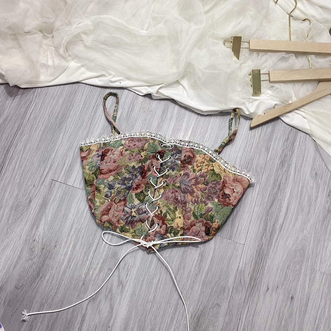 Áo 2 dây nữ Croptop hoa lá vintage dân dây cực xinh - Xanh Lá House
