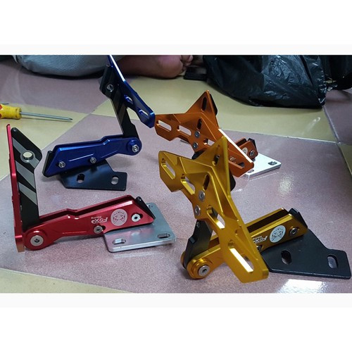 Pát Biển Số Đút Gầm Ex150