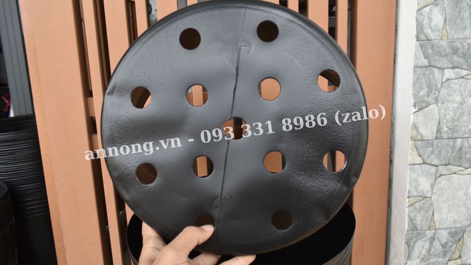 100 cái chậu nhựa đen trồng cây (nhiều loại: C9 - C10 - C11 - C12 - C13)