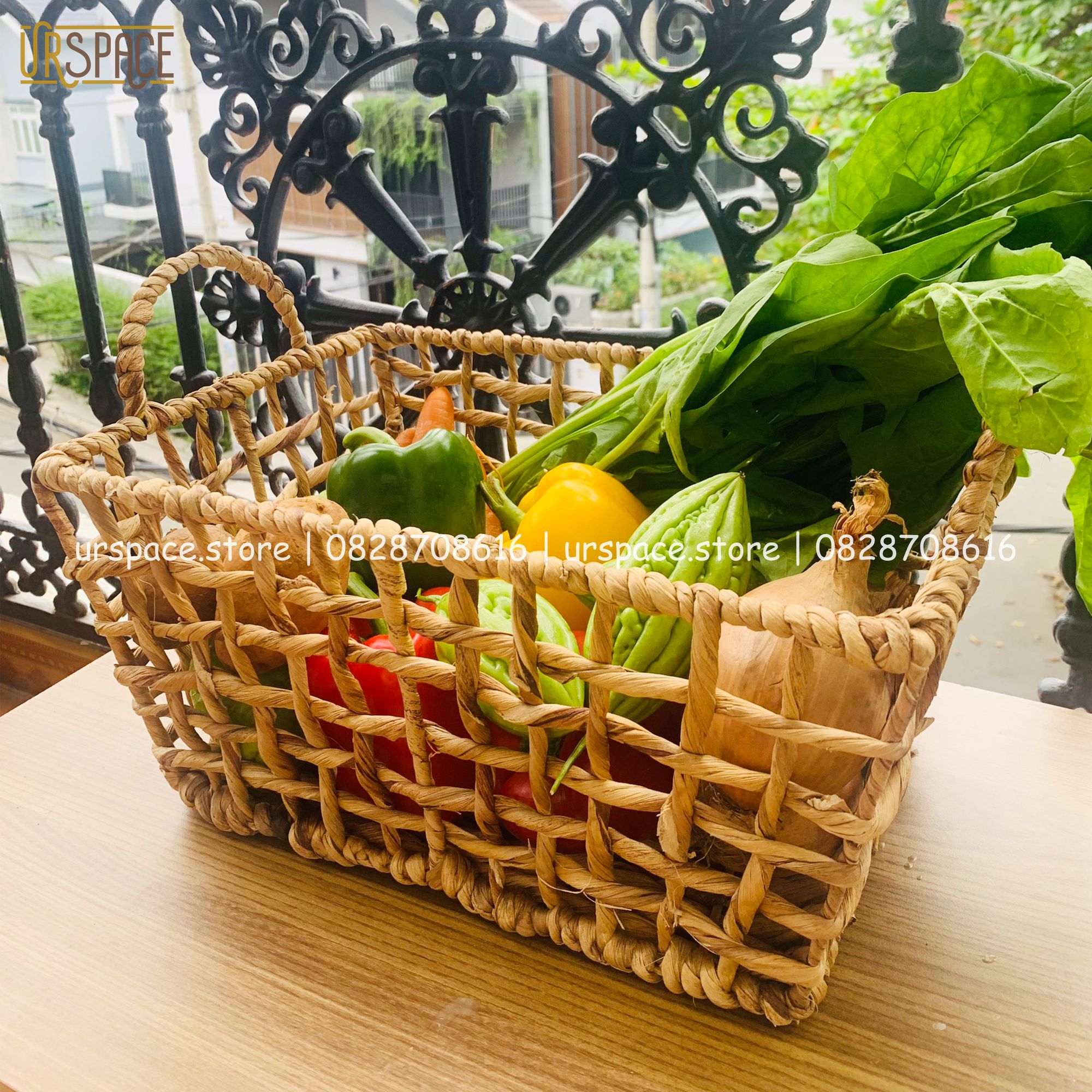 Hand woven hyacinth storage basket