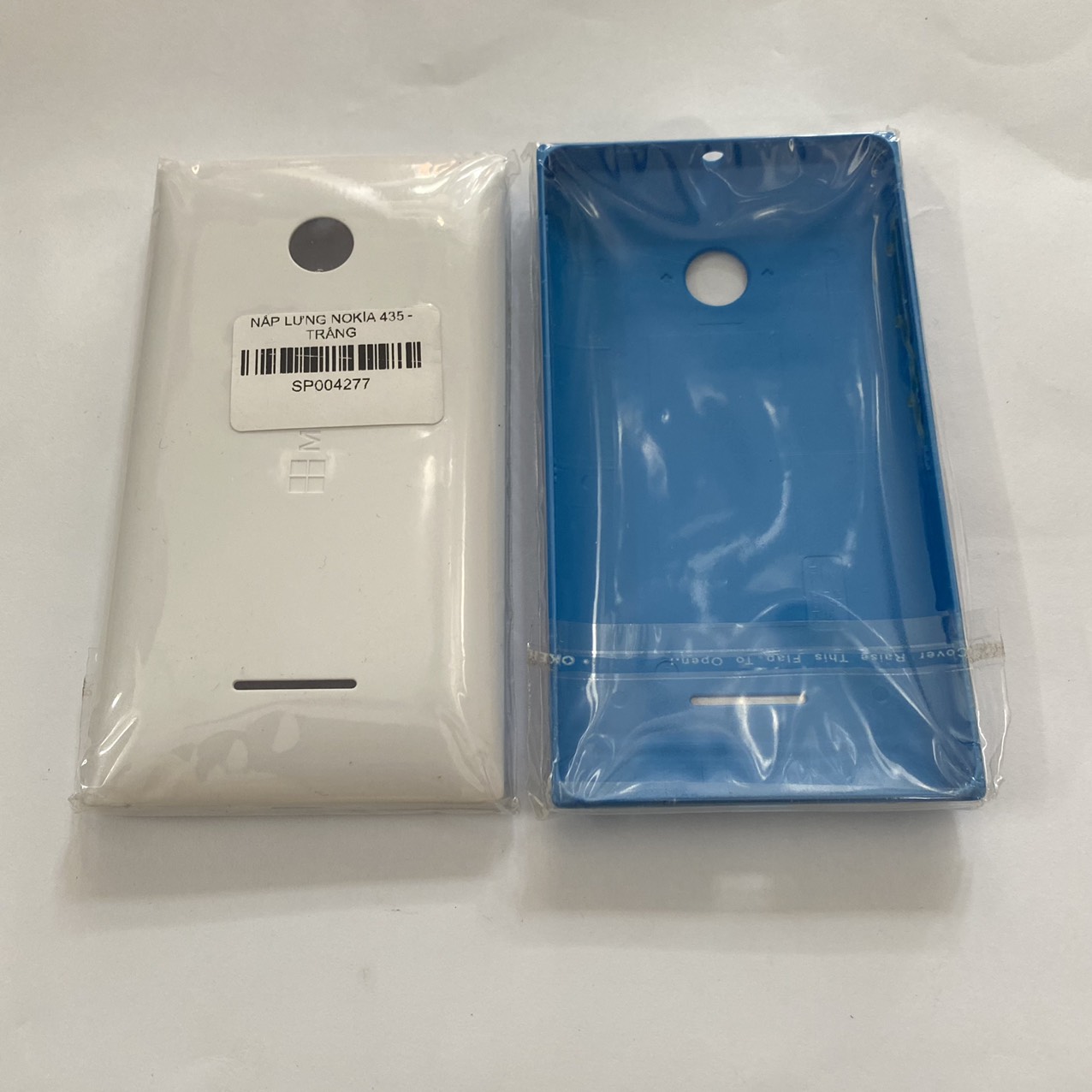 Thay nắp lưng Nokia 435