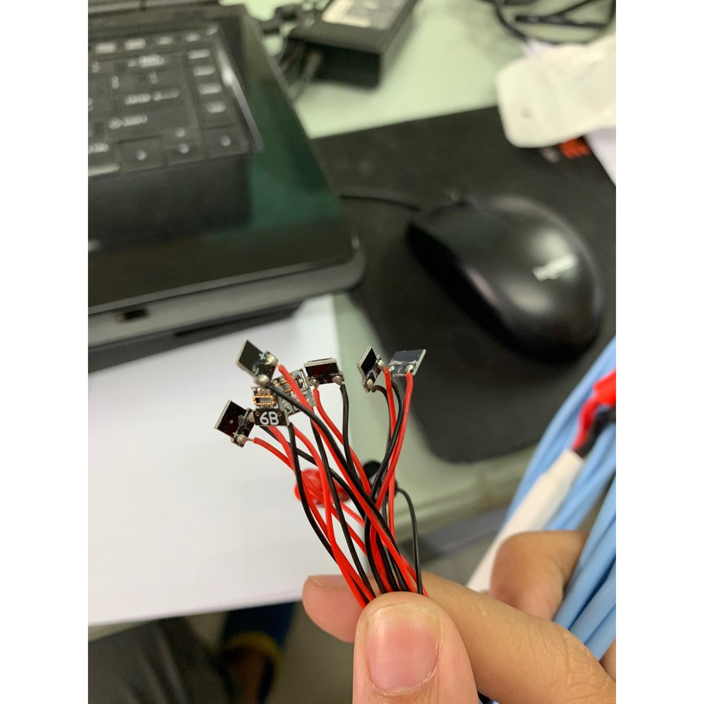 Dây kẹp nguồn Android không chíp