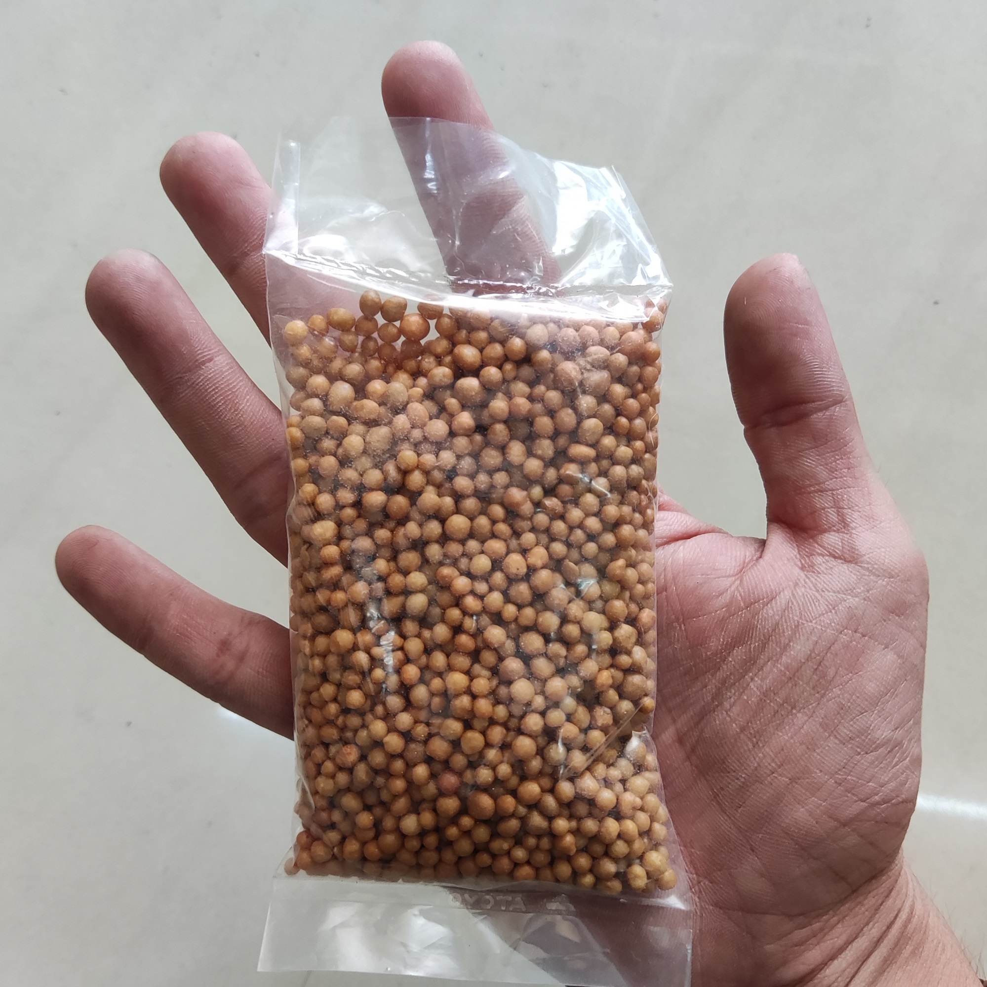 Phân tan chậm cho sen đá, xương rồng. Phân vàng OSMOCOTE (100 gr)