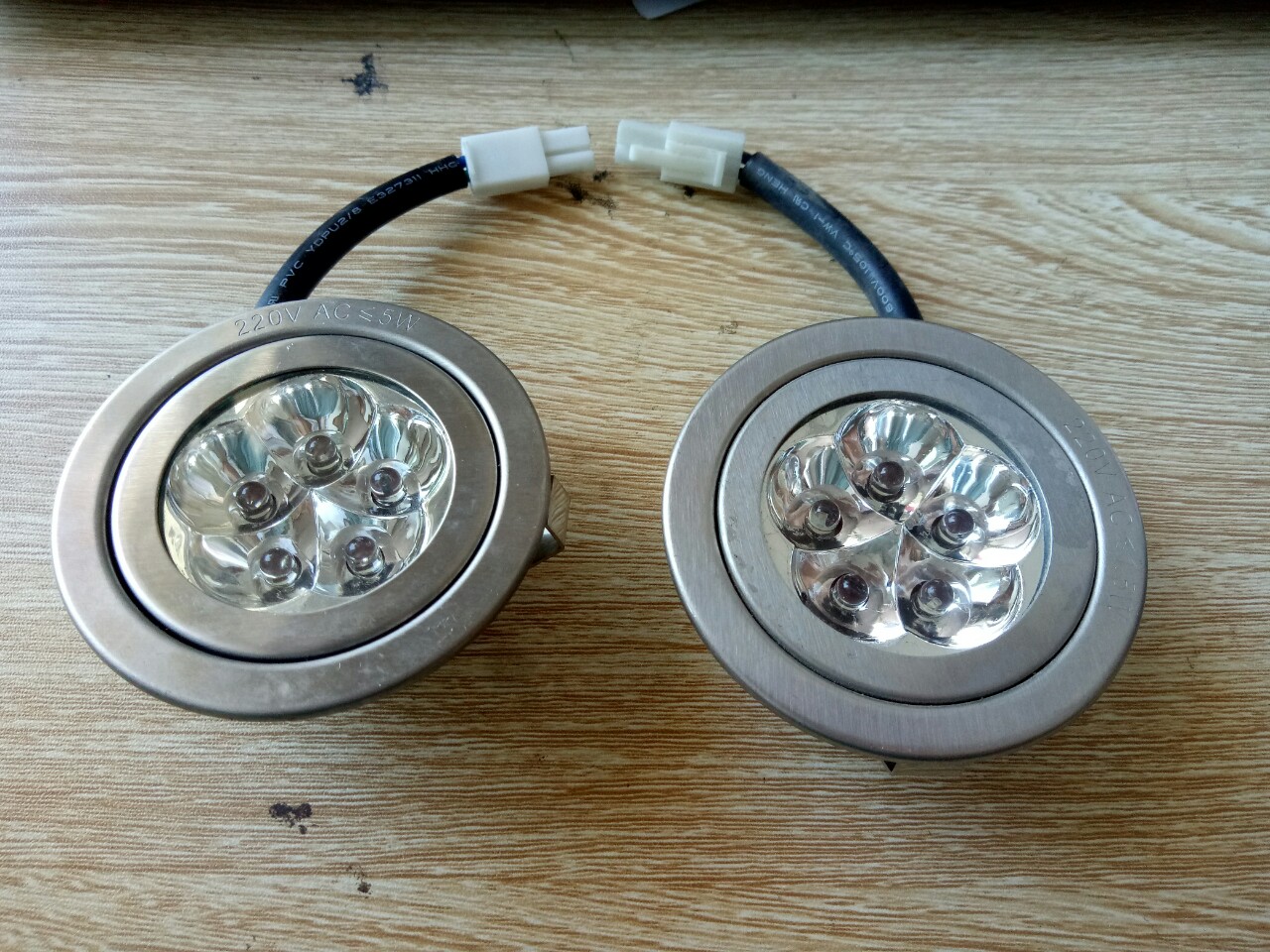 Bộ 2 chiếc đèn Led chiếu sáng máy hút mùi nhà bếp