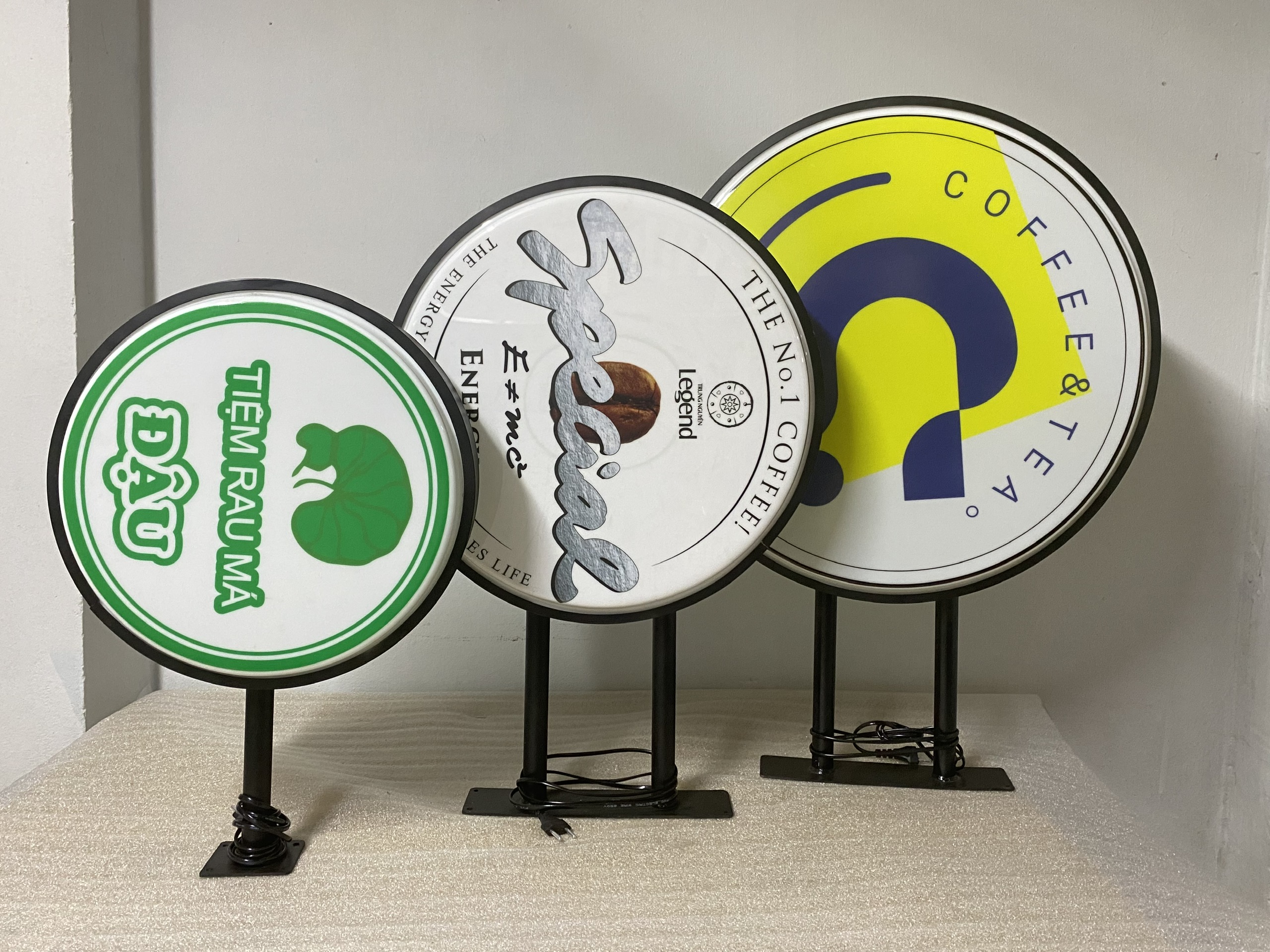 Hộp đèn Quảng cáo Mica hút nổi Tròn + Tặng Thiết Kế