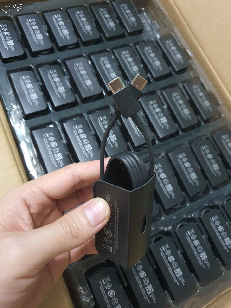 Cáp sạc nhanh chân Type C ra Type C (C To C)