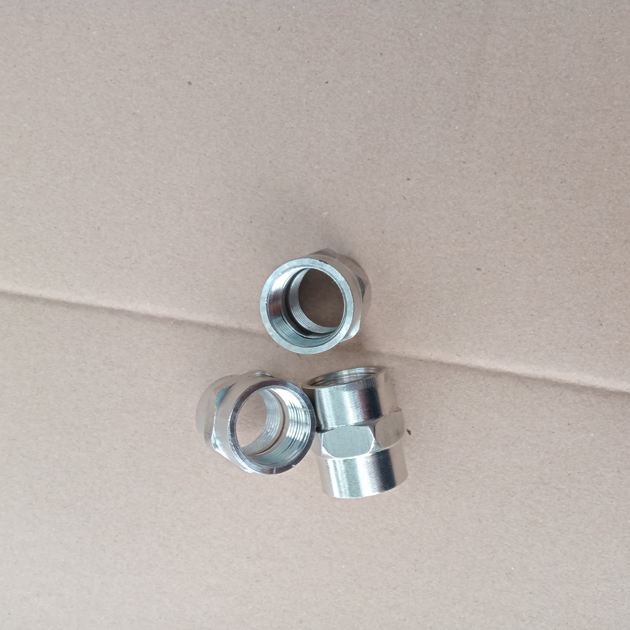 Nối ren trong inox ren 1/2