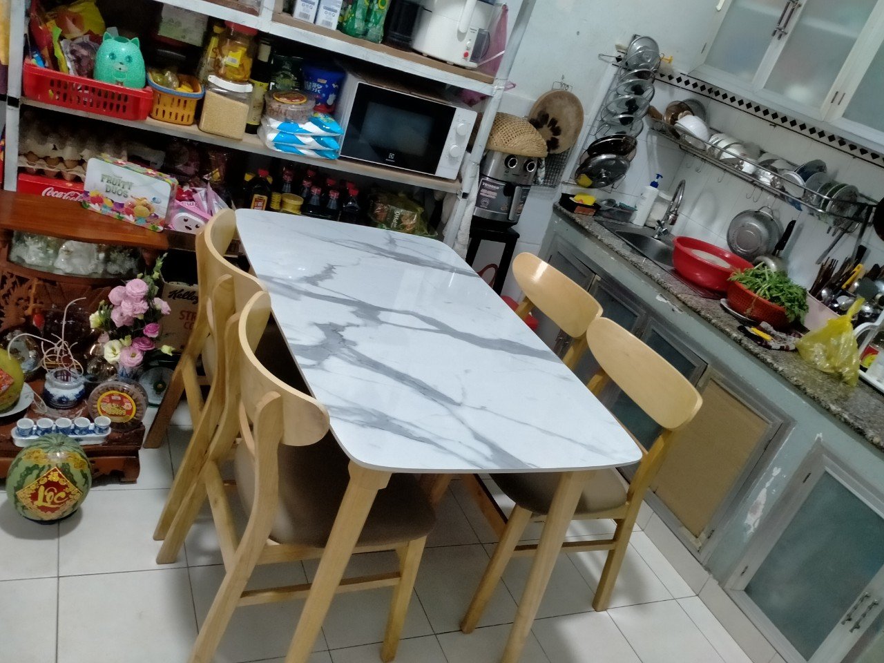 Bộ bàn ăn gia đình 4 ghế hiện đại