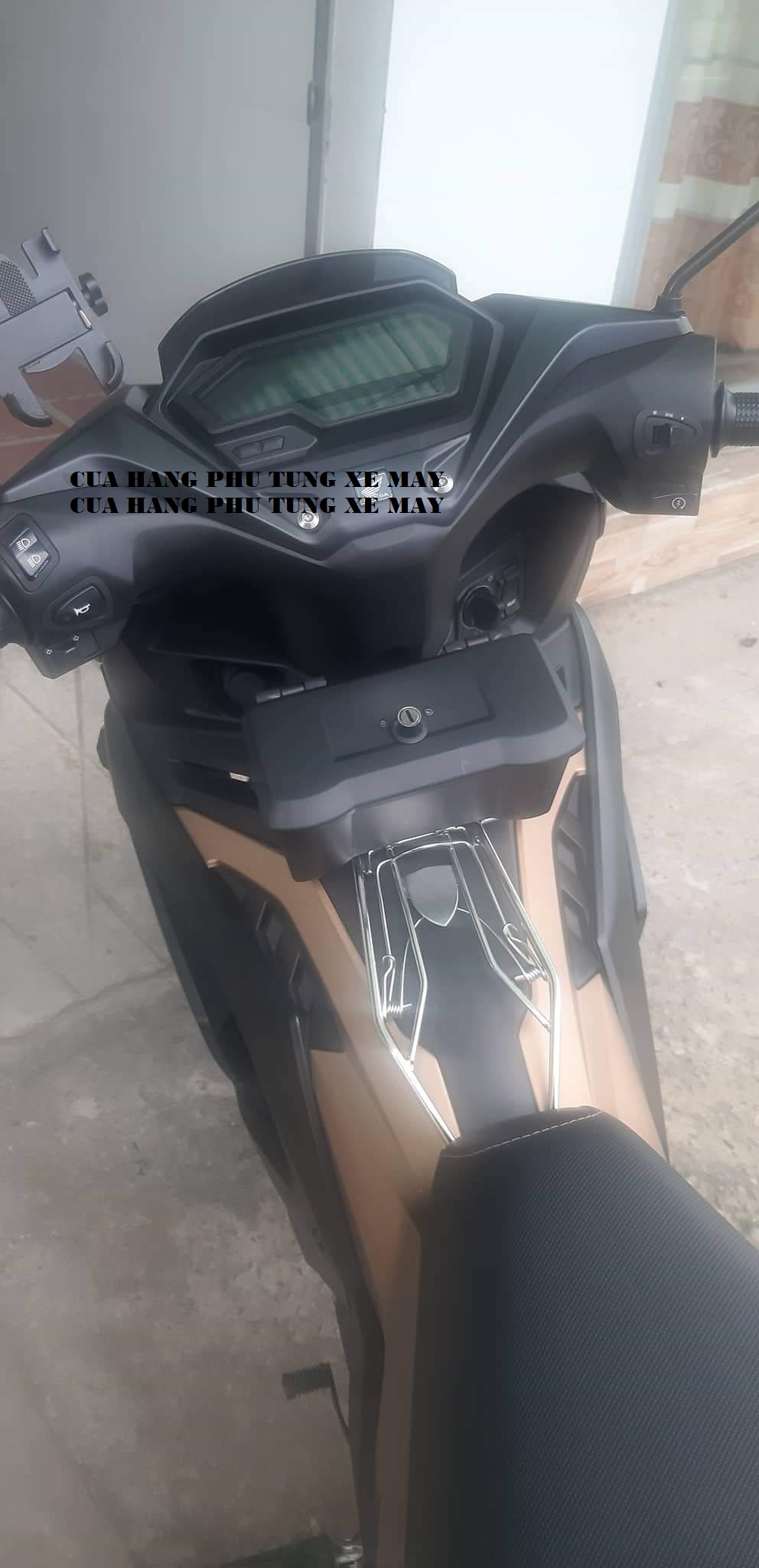 Thùng giữa để đồ xe Winner 150, Winner X, Winner V3