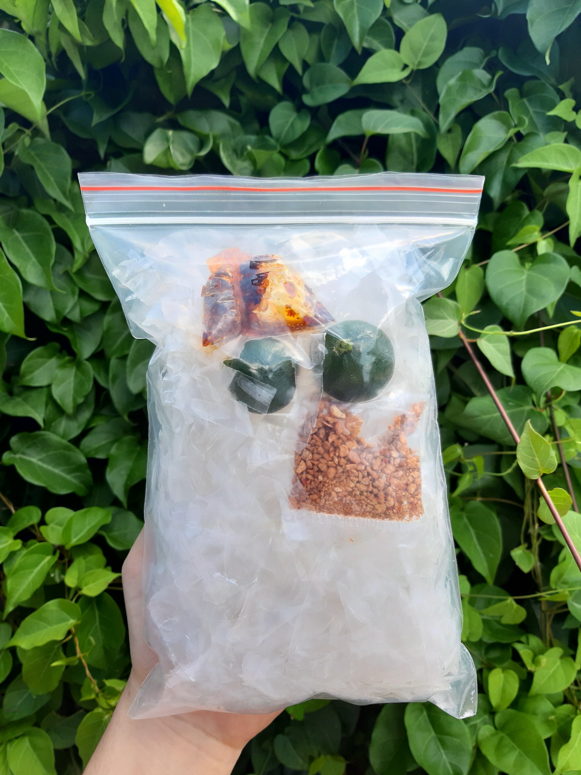 1 bịch bánh sae ớt tắc ngon rẻ( bánh sợi)