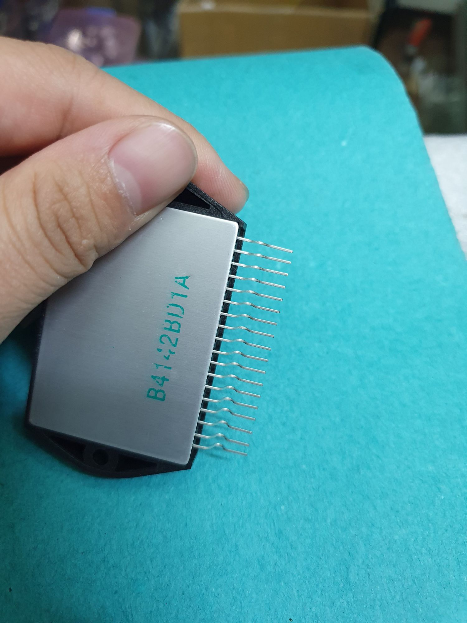 ic công suất STK 4142II