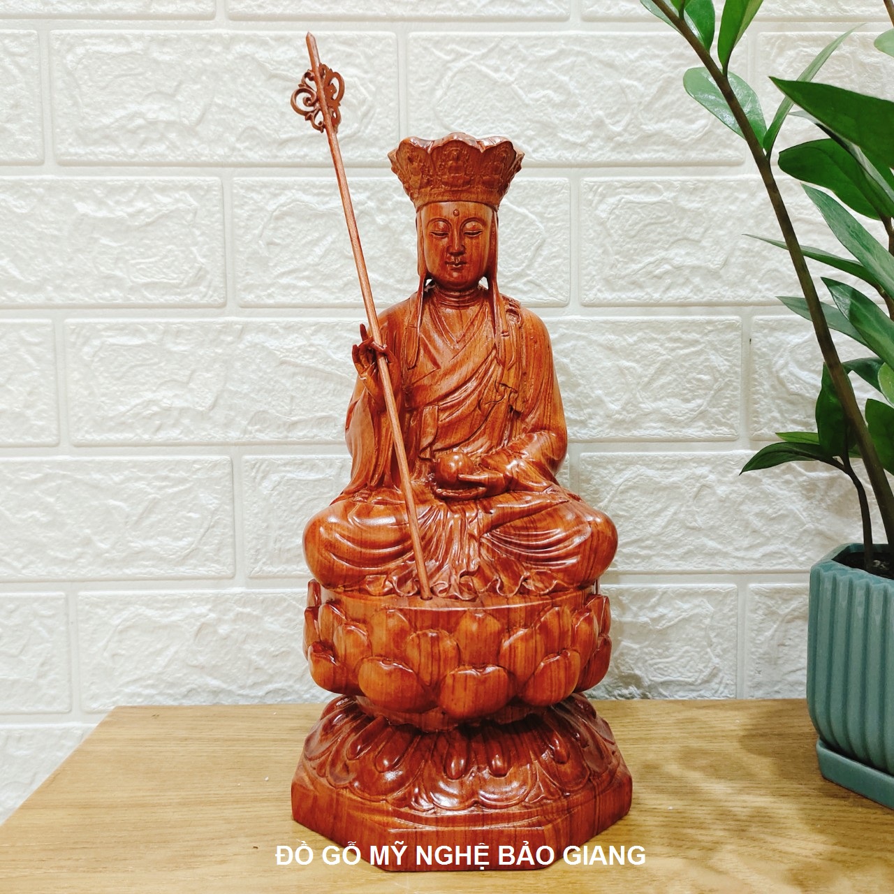 Tượng phật Địa Tạng Vương Bồ Tát bằng gỗ hương cao 30 cm