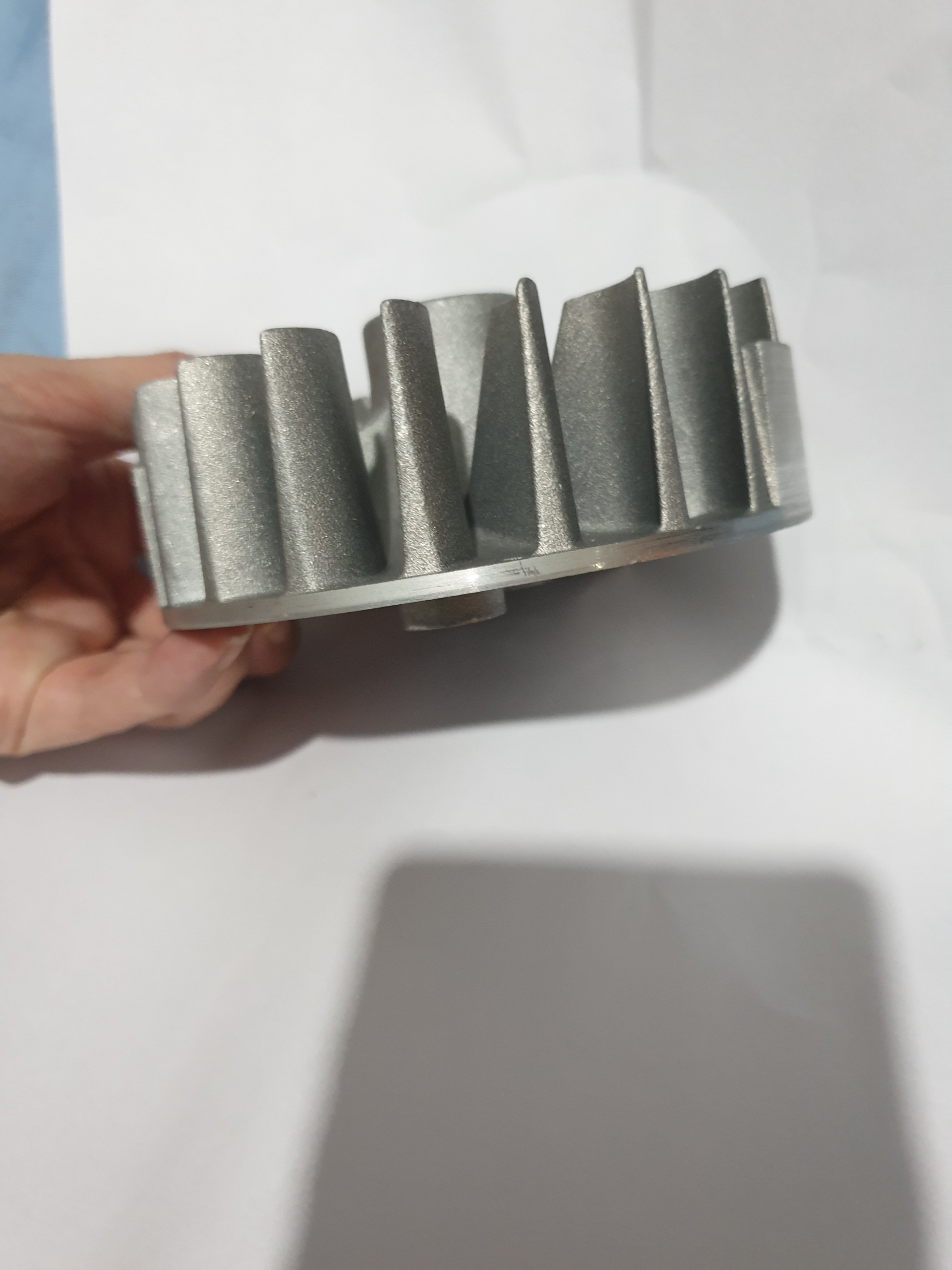 MITSU VÔ LĂNG - BÁNH ĐÀ MÁY CẮT CỎ 2 THÌ TL52/520 Phụ Tùng Dùng Cho