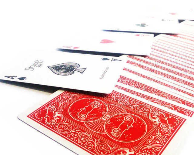 [HCM]Ảo thuật bài : Taper Deck 2 in 1