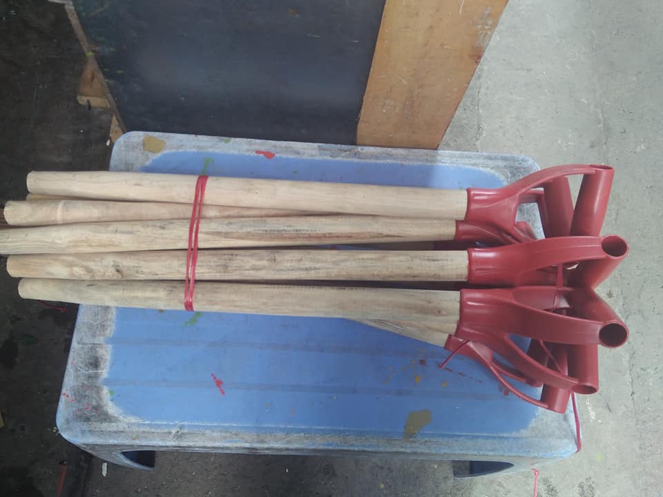Combo 2 Cây Cán  xẻng làm vườn