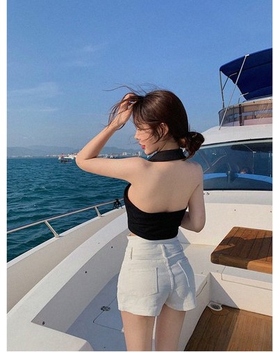 Áo thun sát nách, cổ trụ nữ thời trang