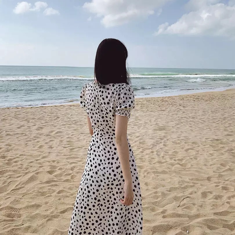 Đầm Bi Đen Lớn Xẻ Tà Kèm Hình Vải Thật.