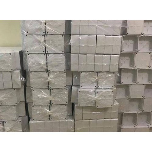10 Hộp Kỹ Thuật  11X11X5