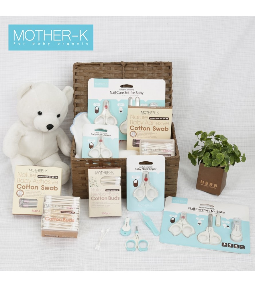 Bộ cắt móng tay có nhíp vệ sinh mũi MotherK (Trắng xanh)