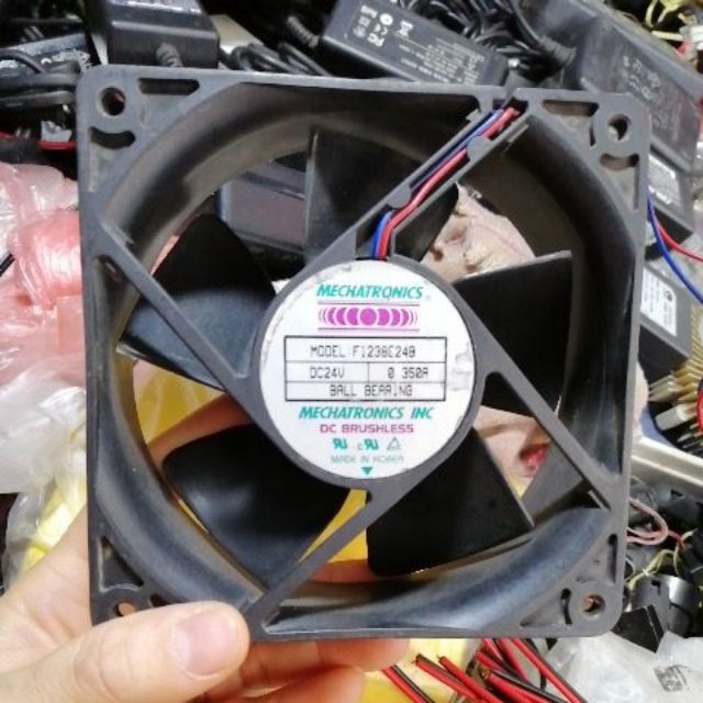 Quạt 12×12×24v hàng bãi . ( mẫu về theo đợt )