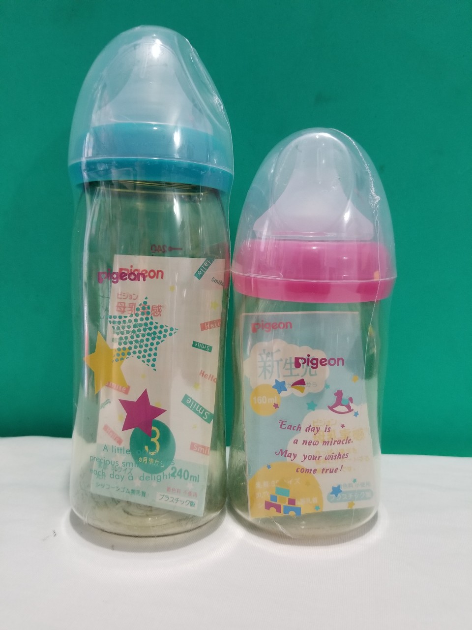 Bình sữa Pigeon nhựa 160ml chai cổ rộng dành cho bé từ 0-3 tháng