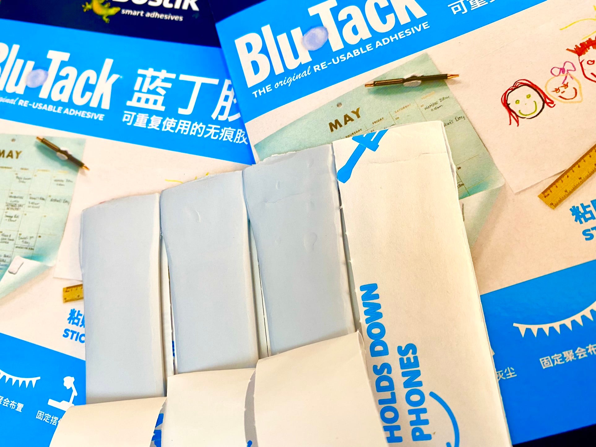 Blutack - ĐẤT SÉT