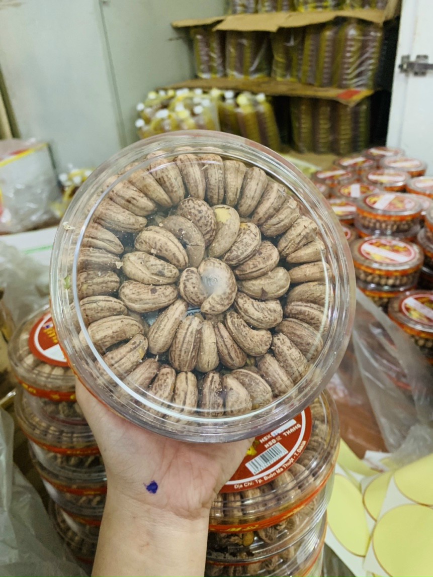 Hạt Điều Rang Muối Chưa Bóc Vỏ Lụa Xếp Loại 1 (500g)