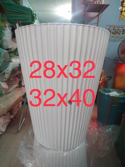 Chậu nhựa cao sọc gân có 2 size