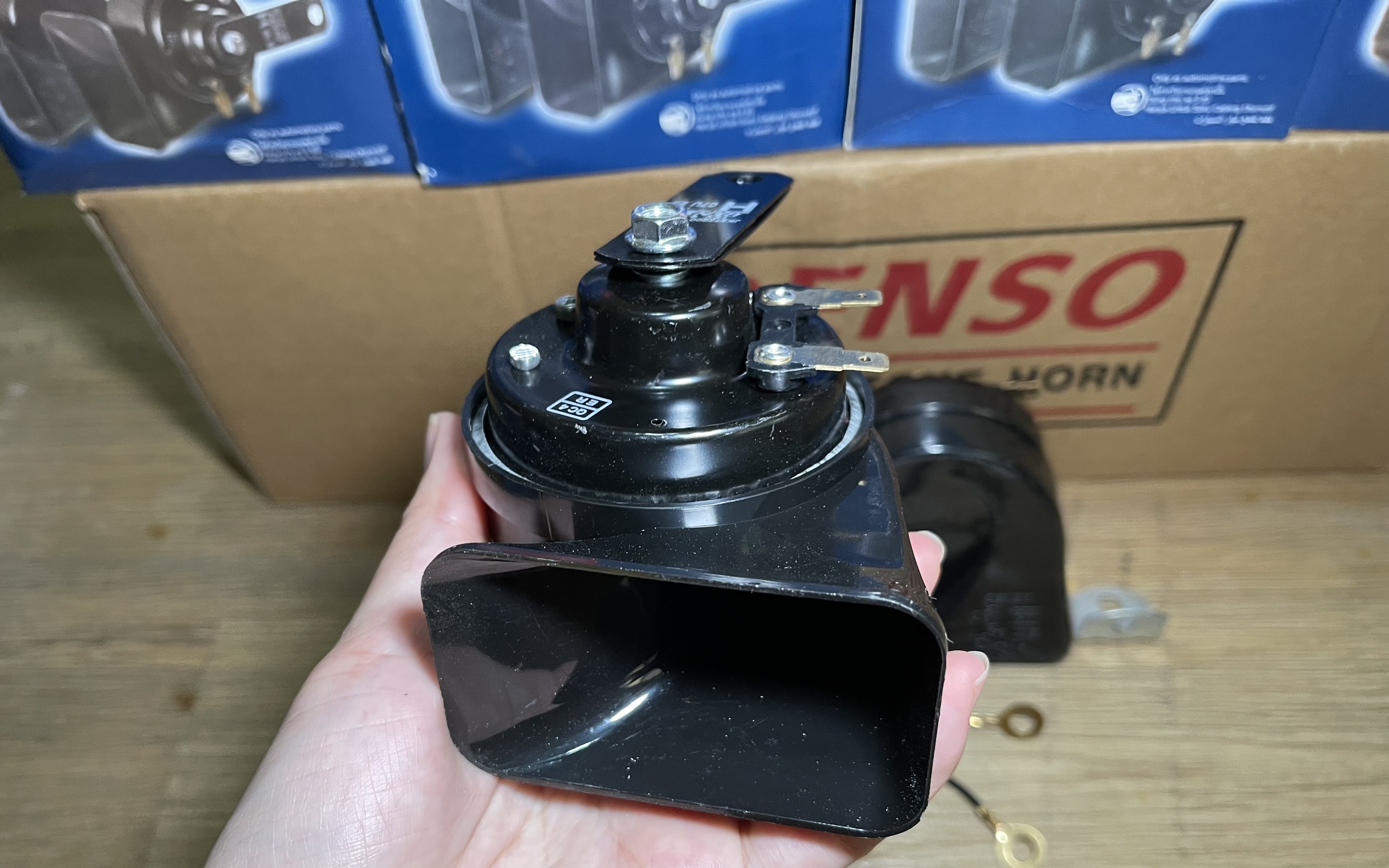 KÈN SÒ (CÒI) DENSO 12V