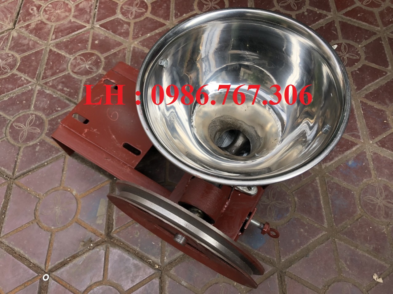 Bệ đùn thịt,xay xương,tôm,cua,cá,cổ gà cối 12mm