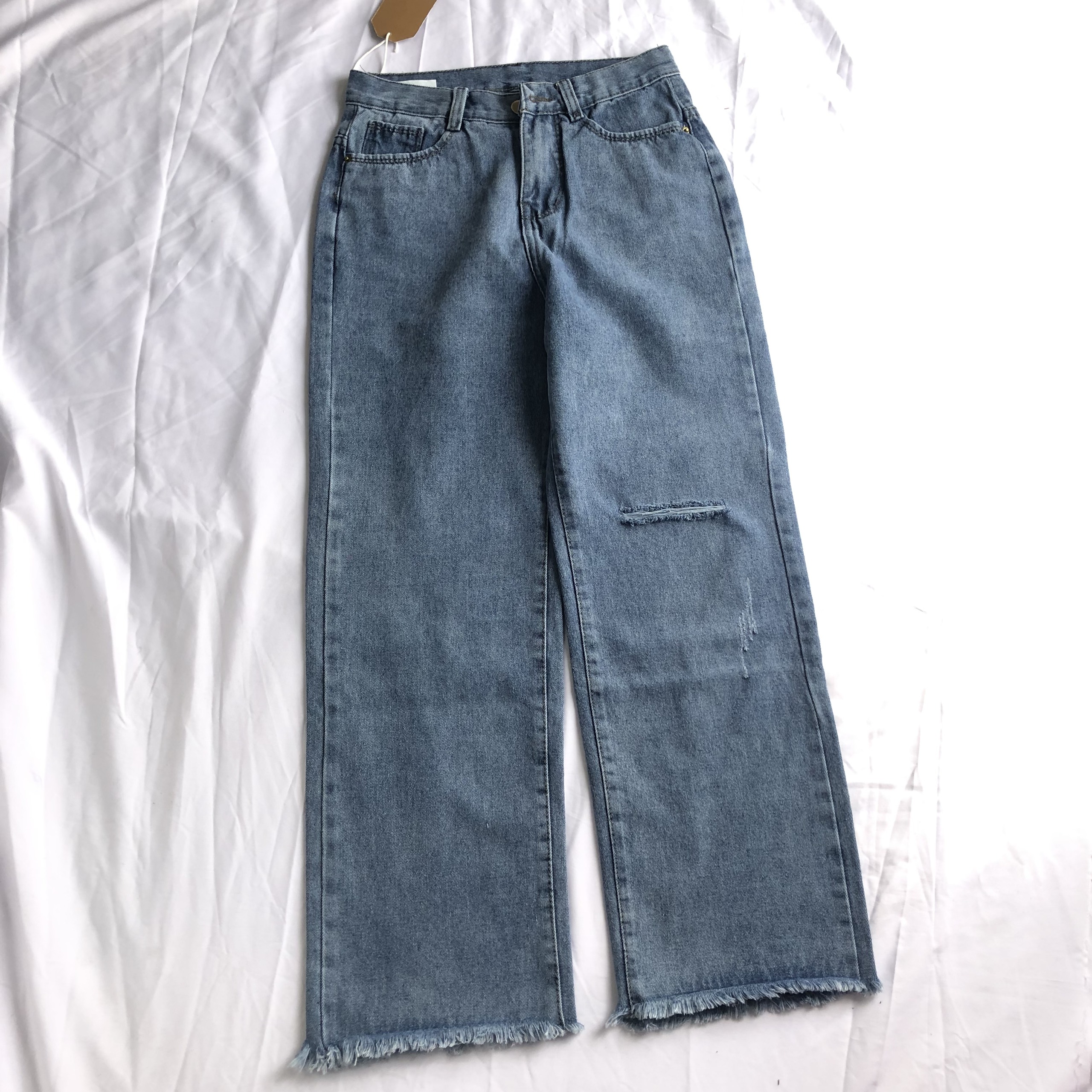 Quần Jeans nữ rách ống rộng Suông Basic full size SW031