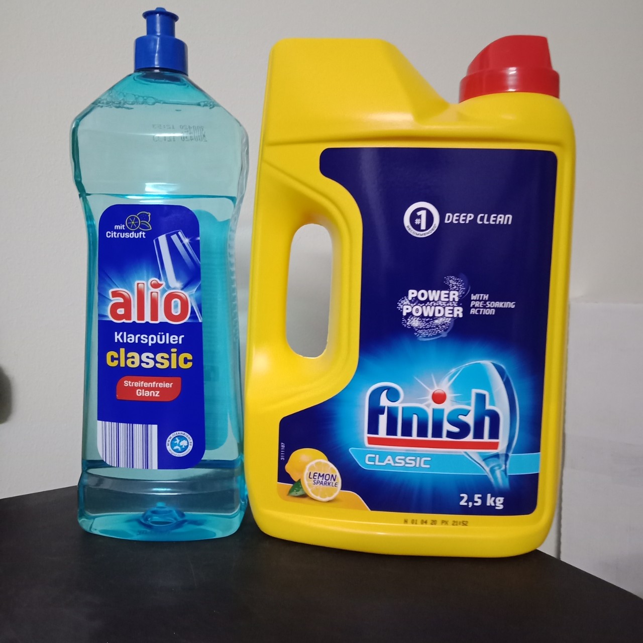 Nước làm bóng alio 1 Lít + Bột rửa chén bát  2,5 KG
