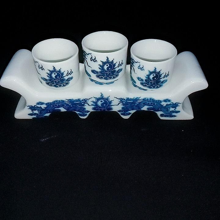 Bộ kỷ ngai 3 chén, gốm sứ Bát Tràng