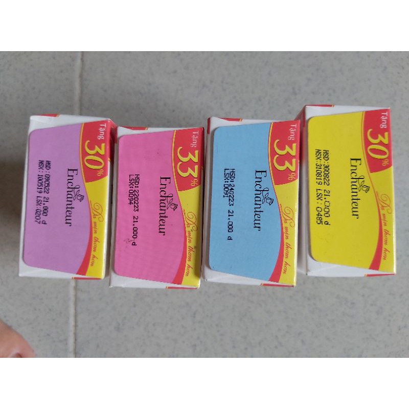 Combo 3 Cục Xà bông thơm enchanteur 90g (Ngẫu nhiên)