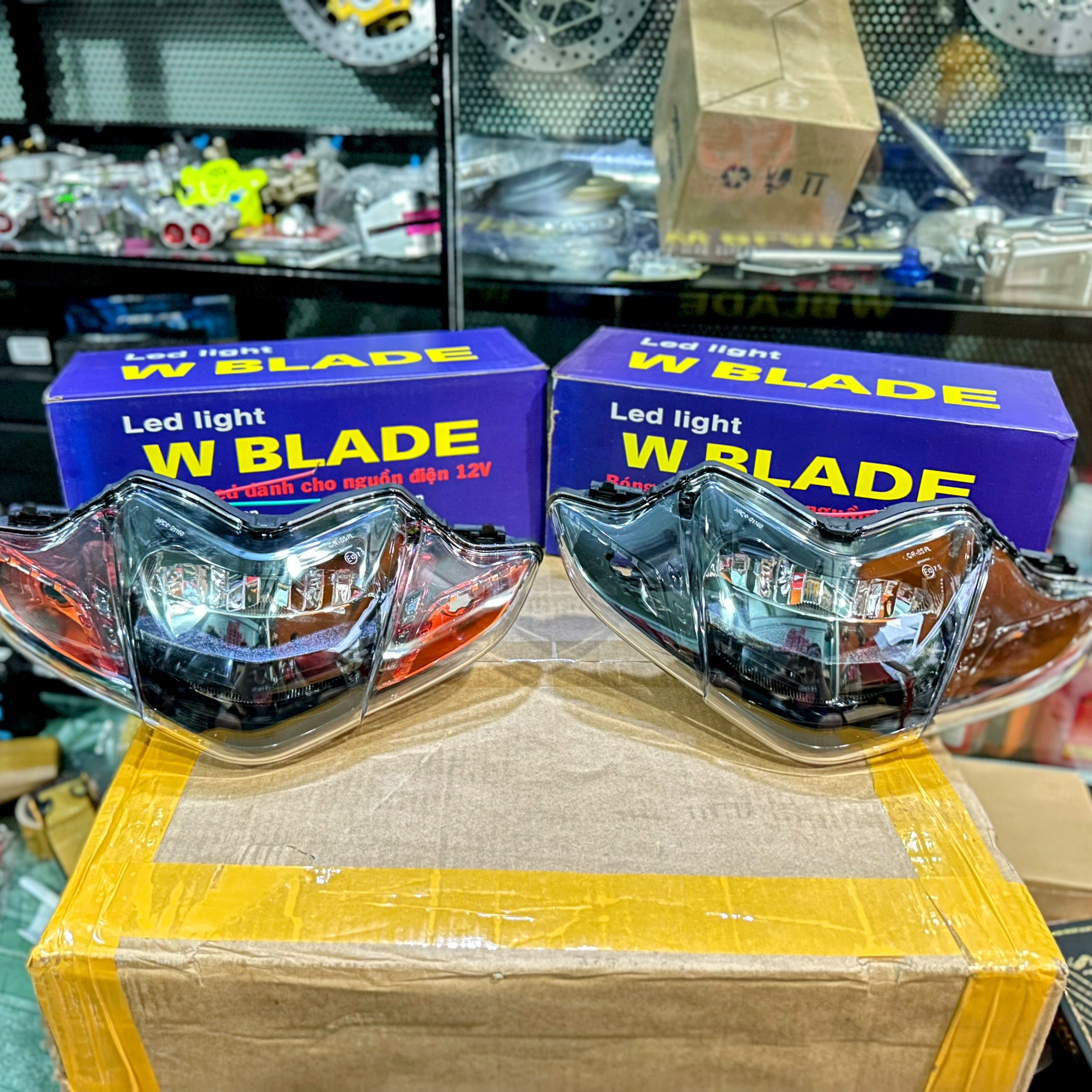 Pha đèn 2 Tầng Wave Blade Led Light Chính Hãng